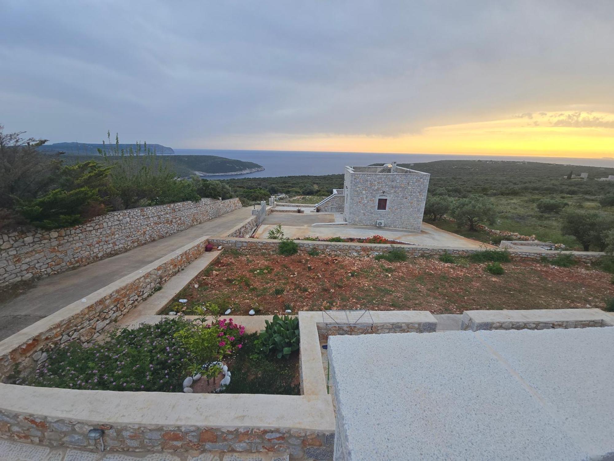 Апартаменты Sugar Stone House Pyrgos Dirou Экстерьер фото